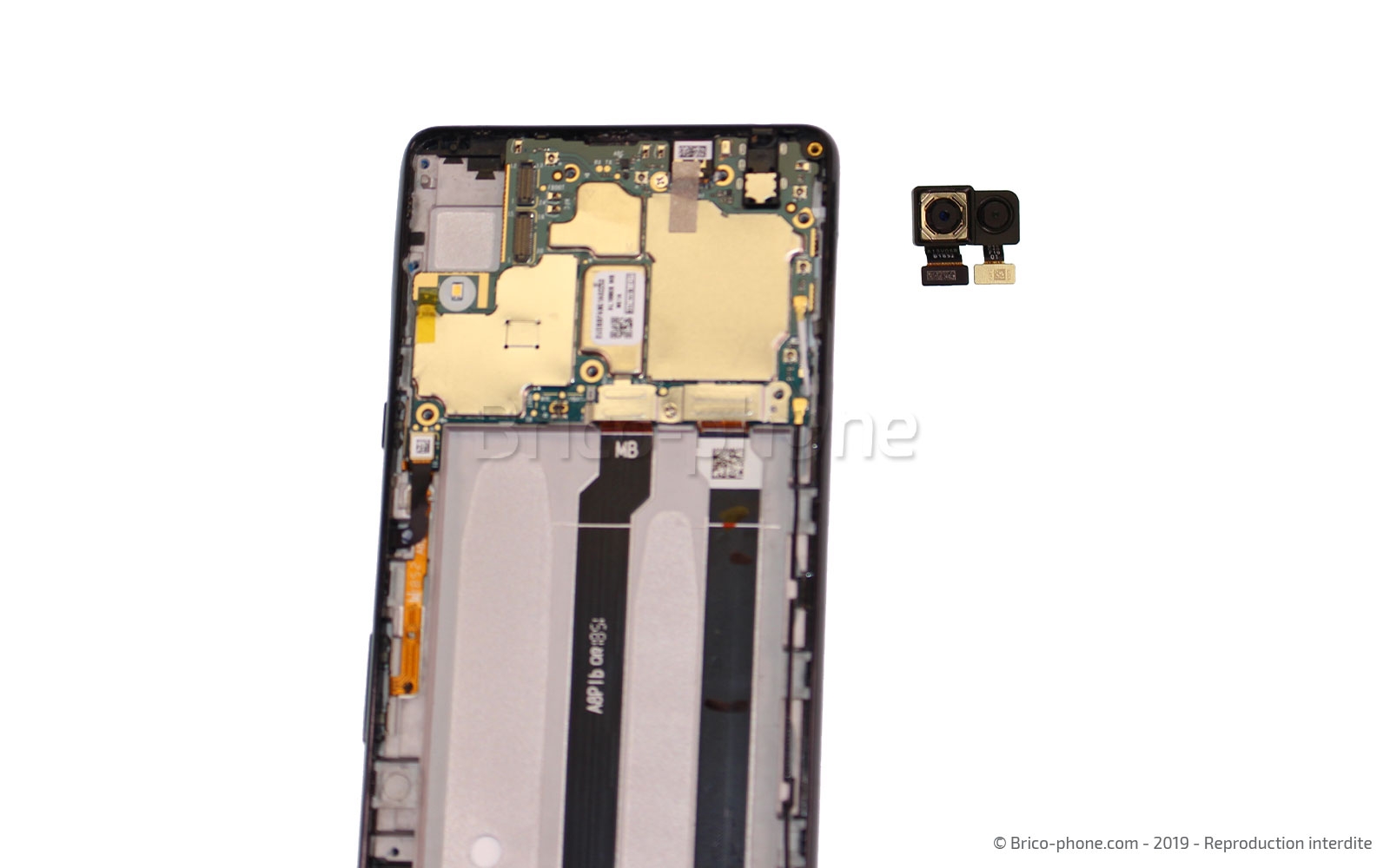 Changement du bloc écran avec châssis sur Xperia L3 - L3 Dual photo 2