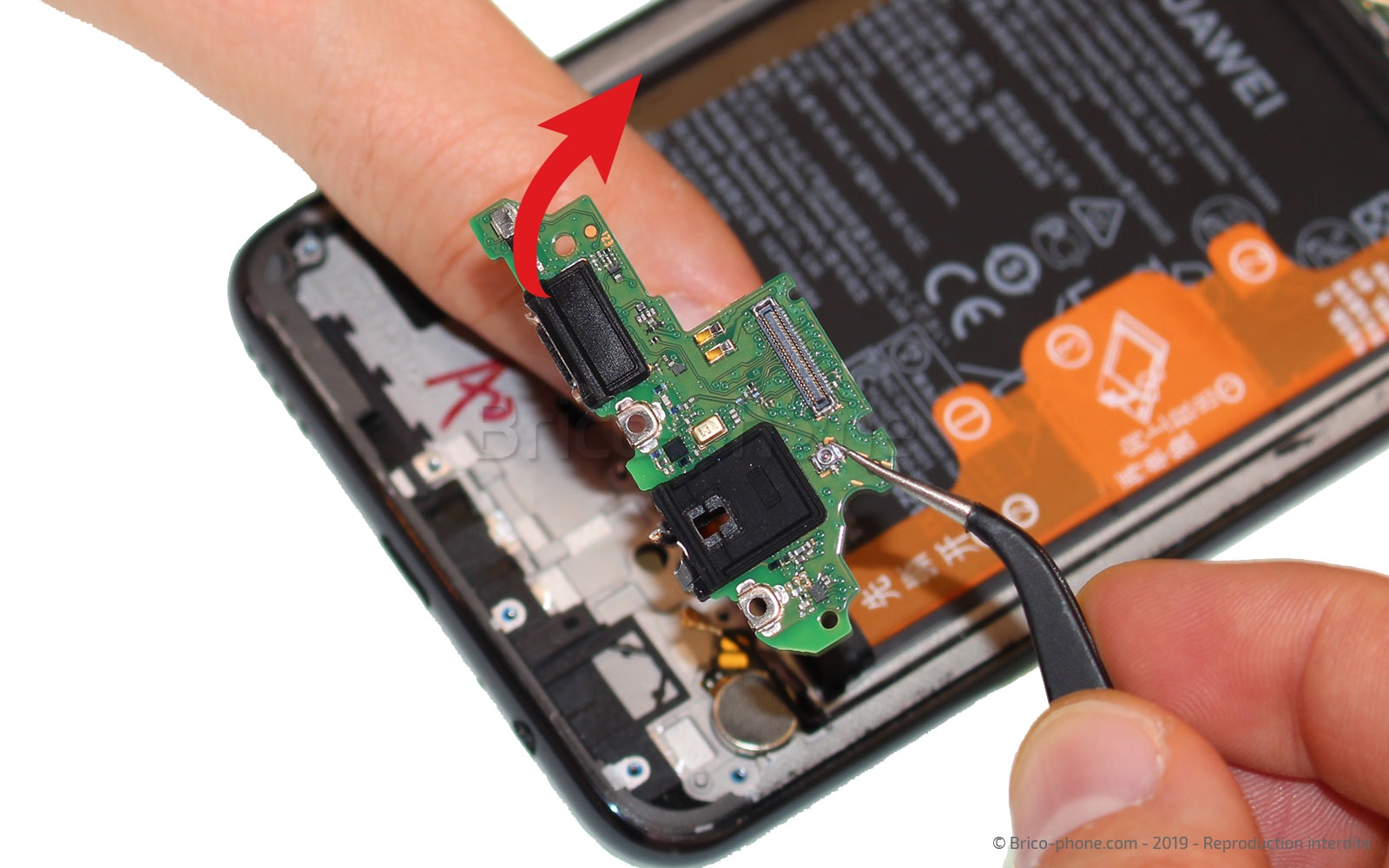 Changement du connecteur de charge sur P Smart Z photo 4