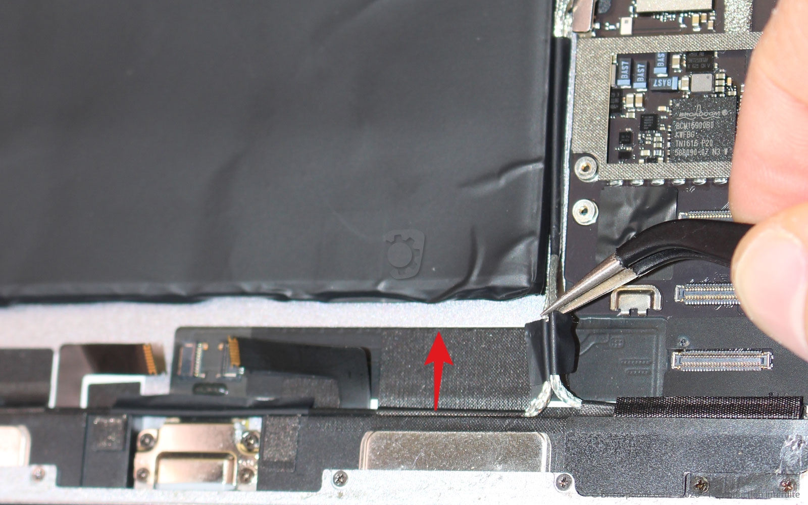 Changement de batterie sur iPad Pro 9-7 photo 2