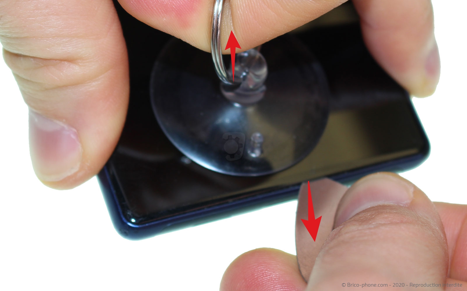 Changement de batterie sur Xperia 10 photo 1