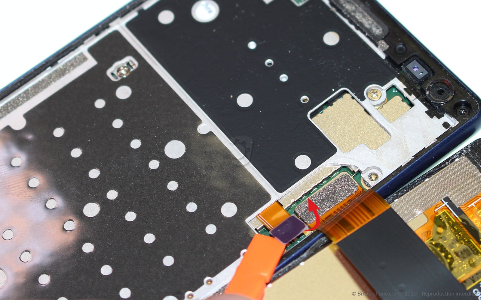 Changement de la coque arrière sur Xperia 10 photo 3