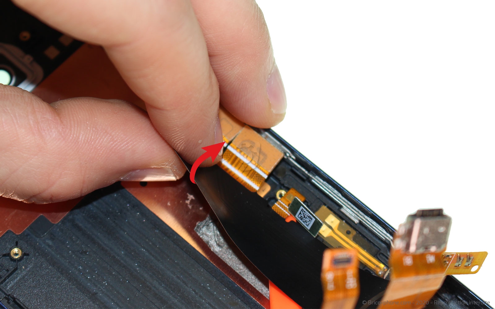 Changement de la coque arrière sur Xperia 10 photo 3