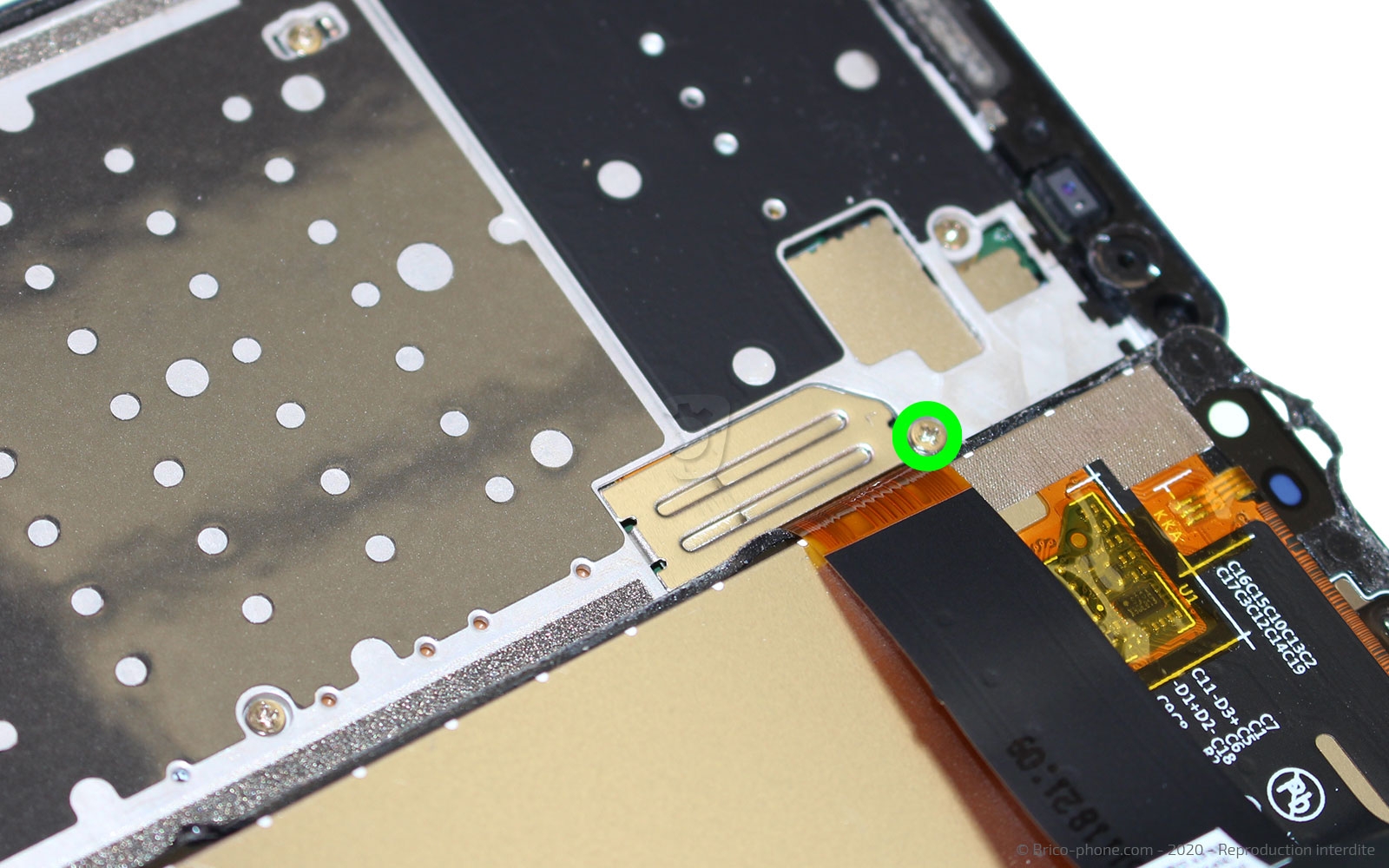 Changement de connecteur de charge sur Xperia 10 photo 1