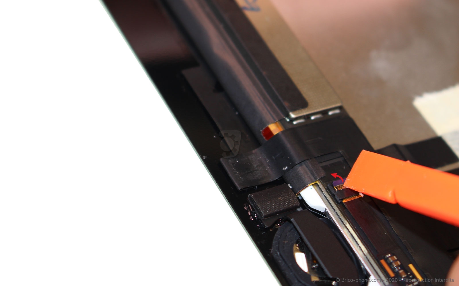 Changement de l'écran (vitre et LCD) sur iPad Air 2019 photo 3