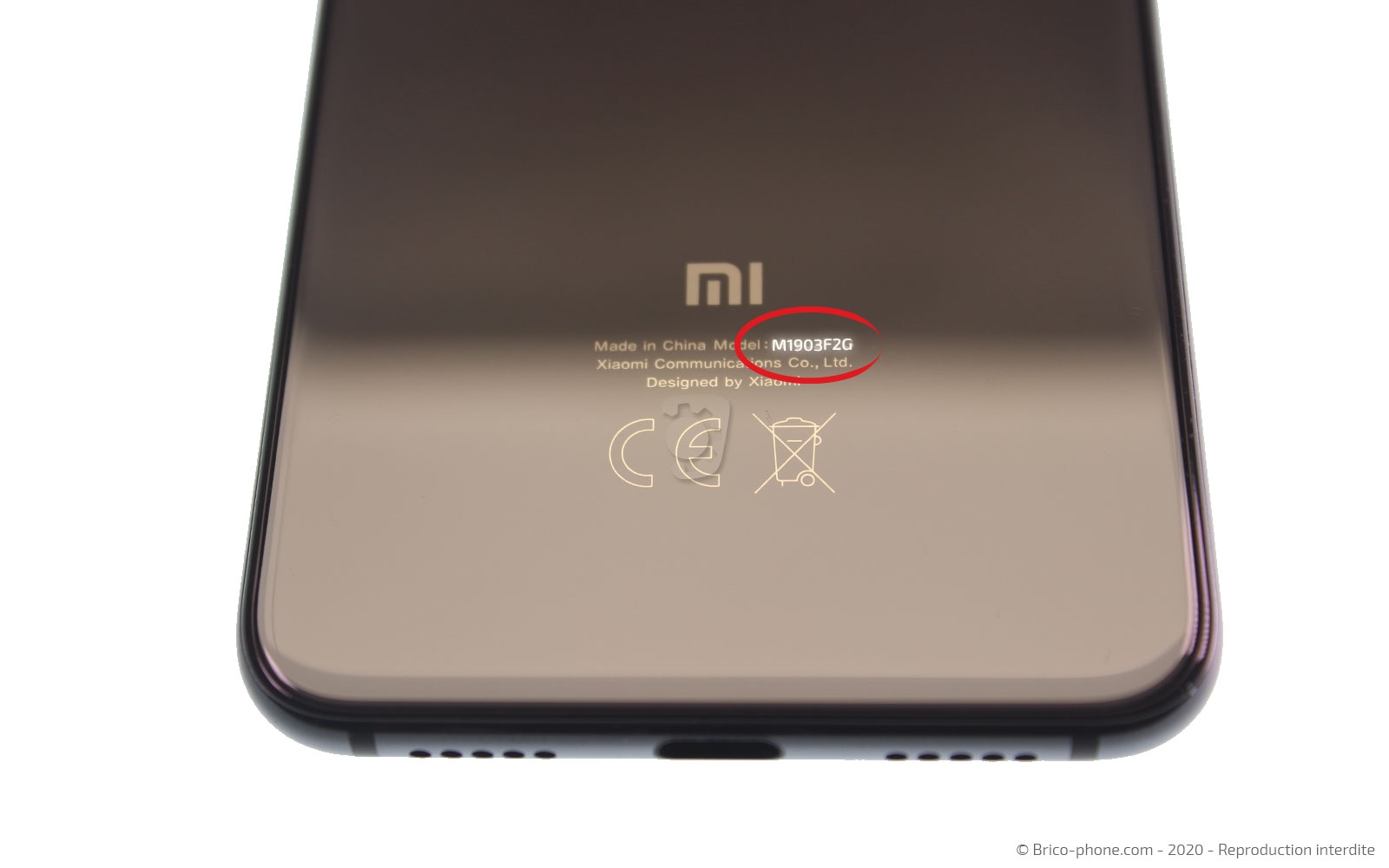 Changement de la batterie sur Mi 9 SE photo 3