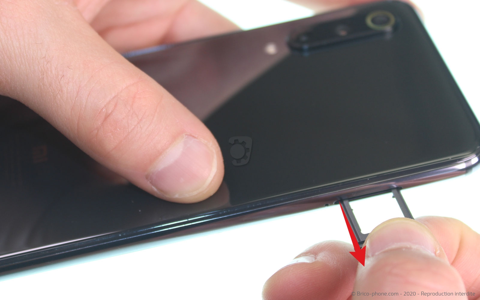 Changement de la batterie sur Mi 9 SE photo 3