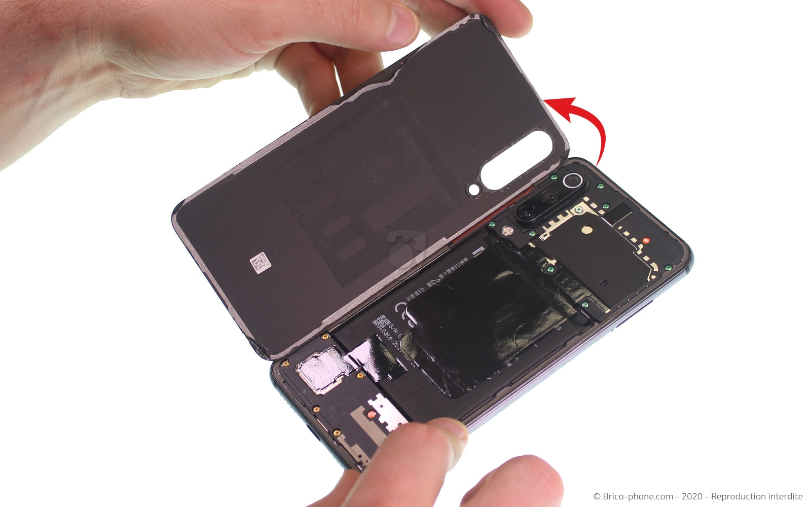 Changement de la batterie sur Mi 9 SE photo 1