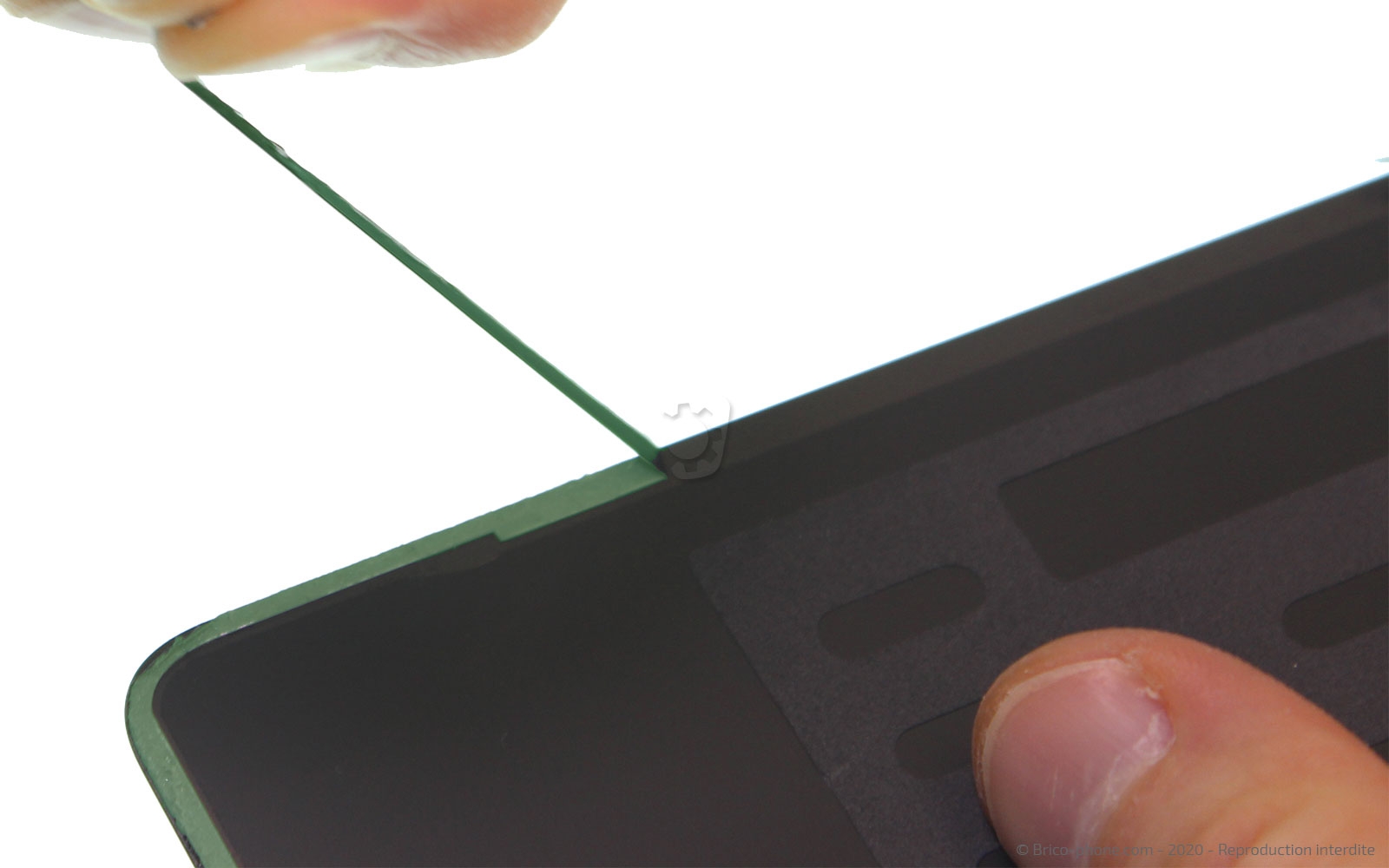 Changement de la batterie sur Mi 9 SE photo 1