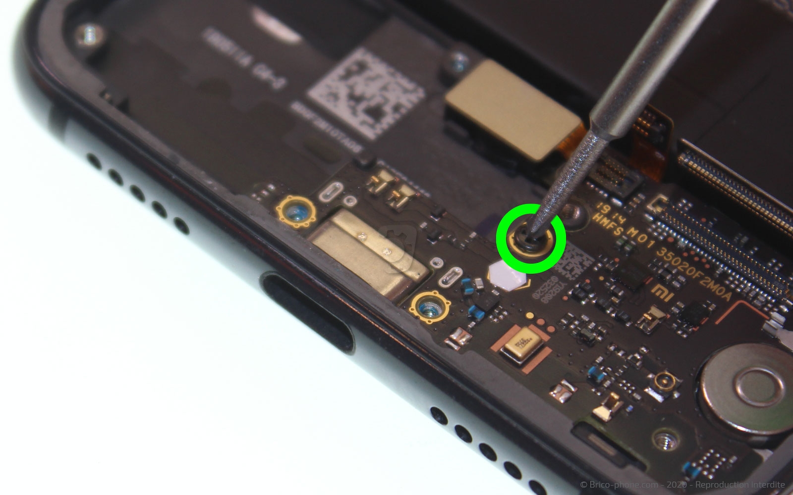 Changement du connecteur de charge  sur Mi 9 SE photo 4