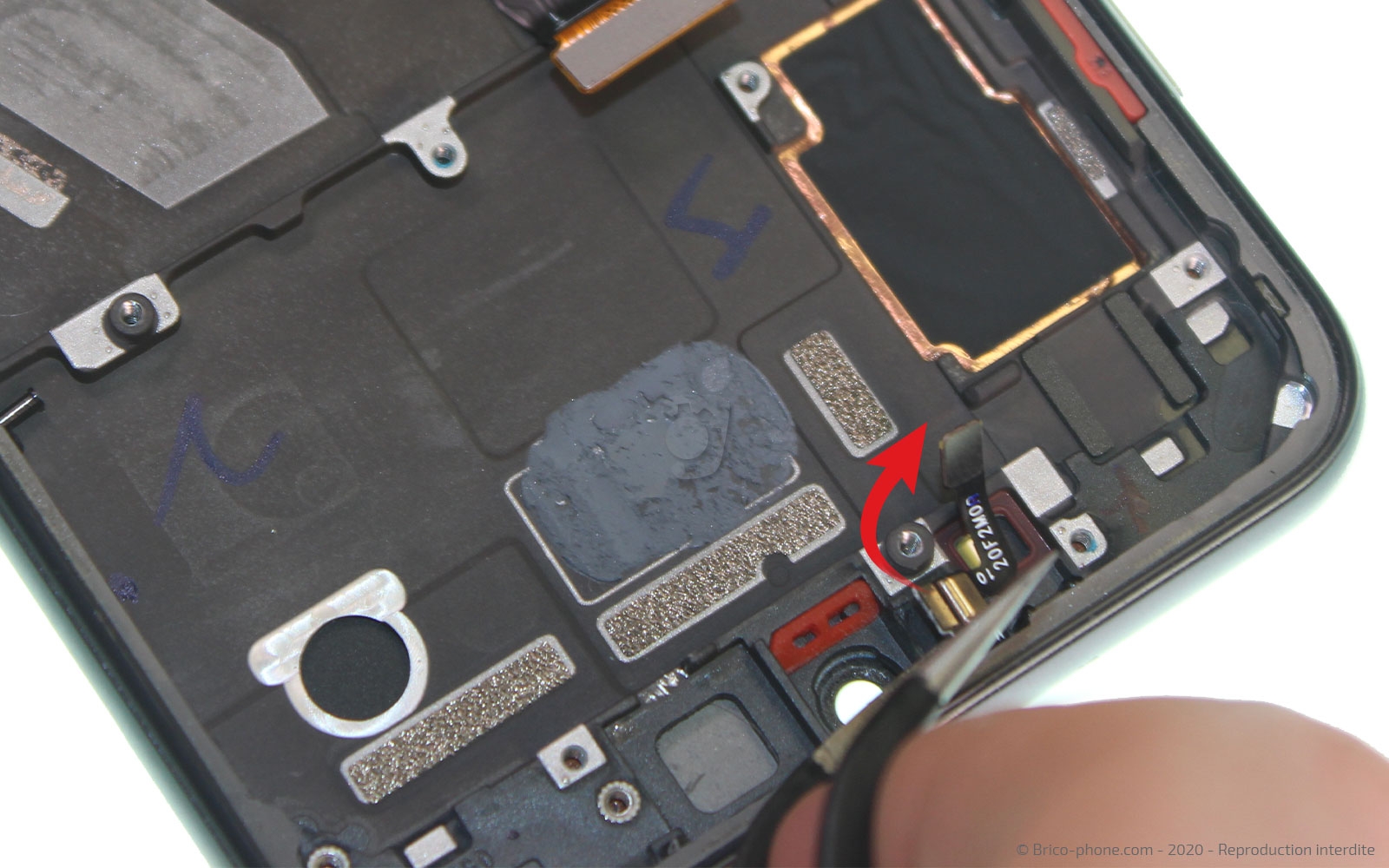 Changement du bloc écran sur Mi 9 SE photo 1