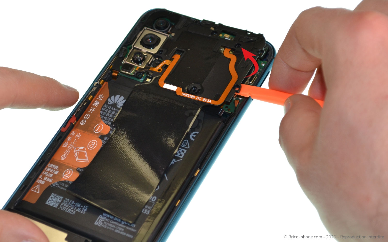 Changement de batterie sur Honor 20 Pro photo 3