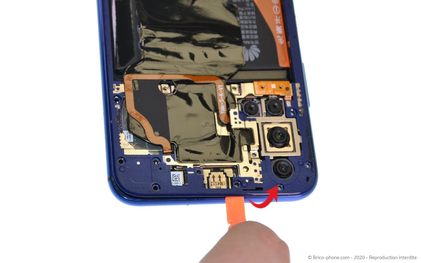 Changement du connecteur de charge sur Honor 20 photo 3