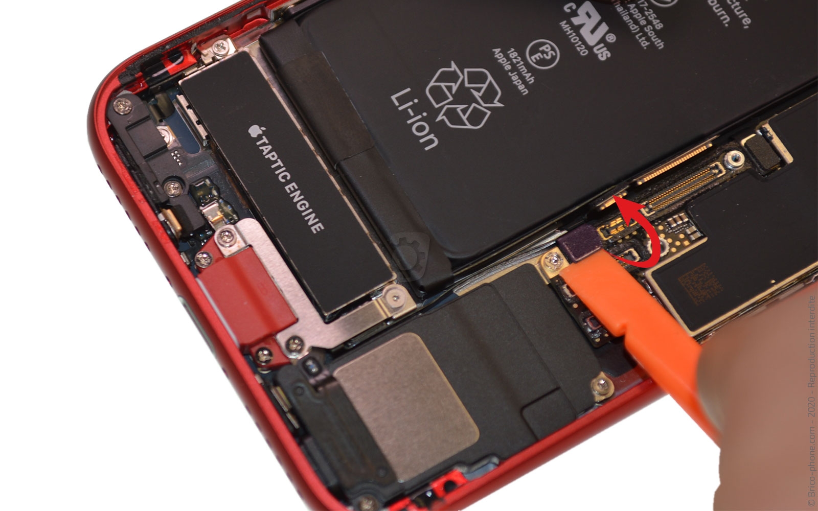 Remplacer le connecteur de charge  sur iPhone SE 2020 photo 2