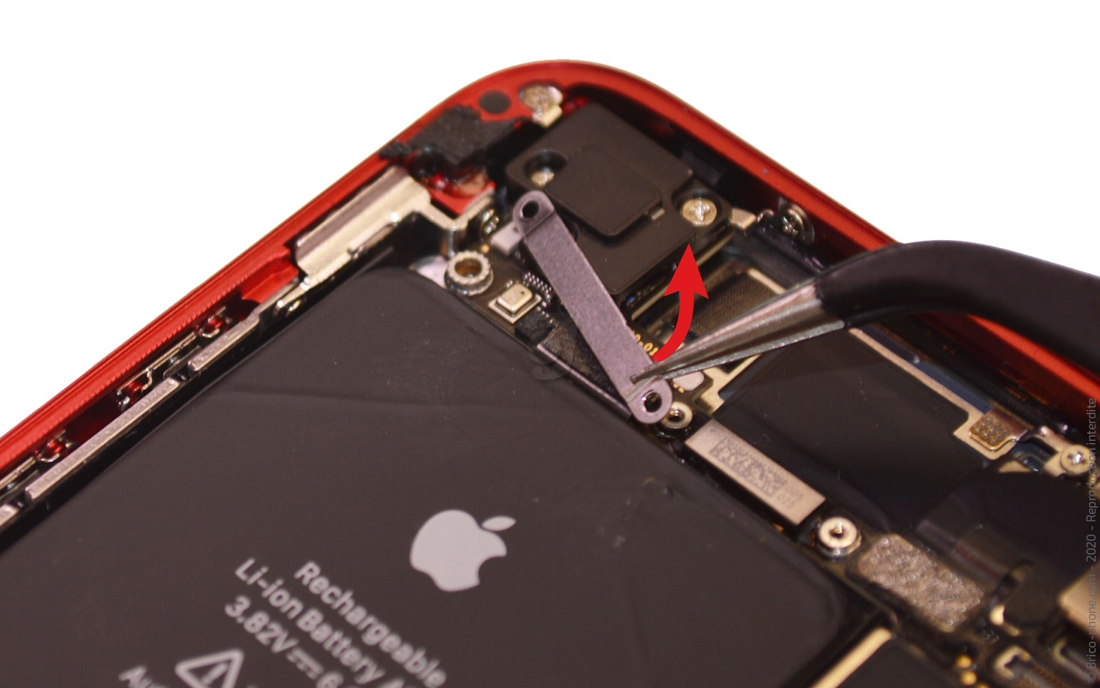 Remplacer le connecteur de charge  sur iPhone SE 2020 photo 3