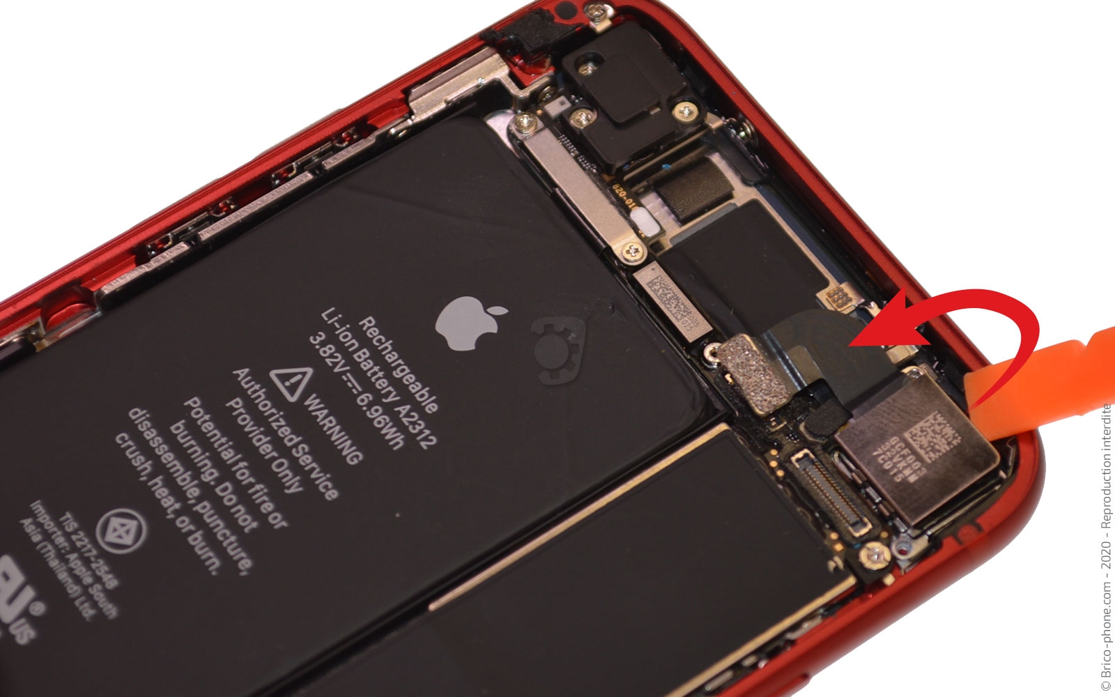 Changement de la caméra arrière sur iPhone SE 2020 photo 2