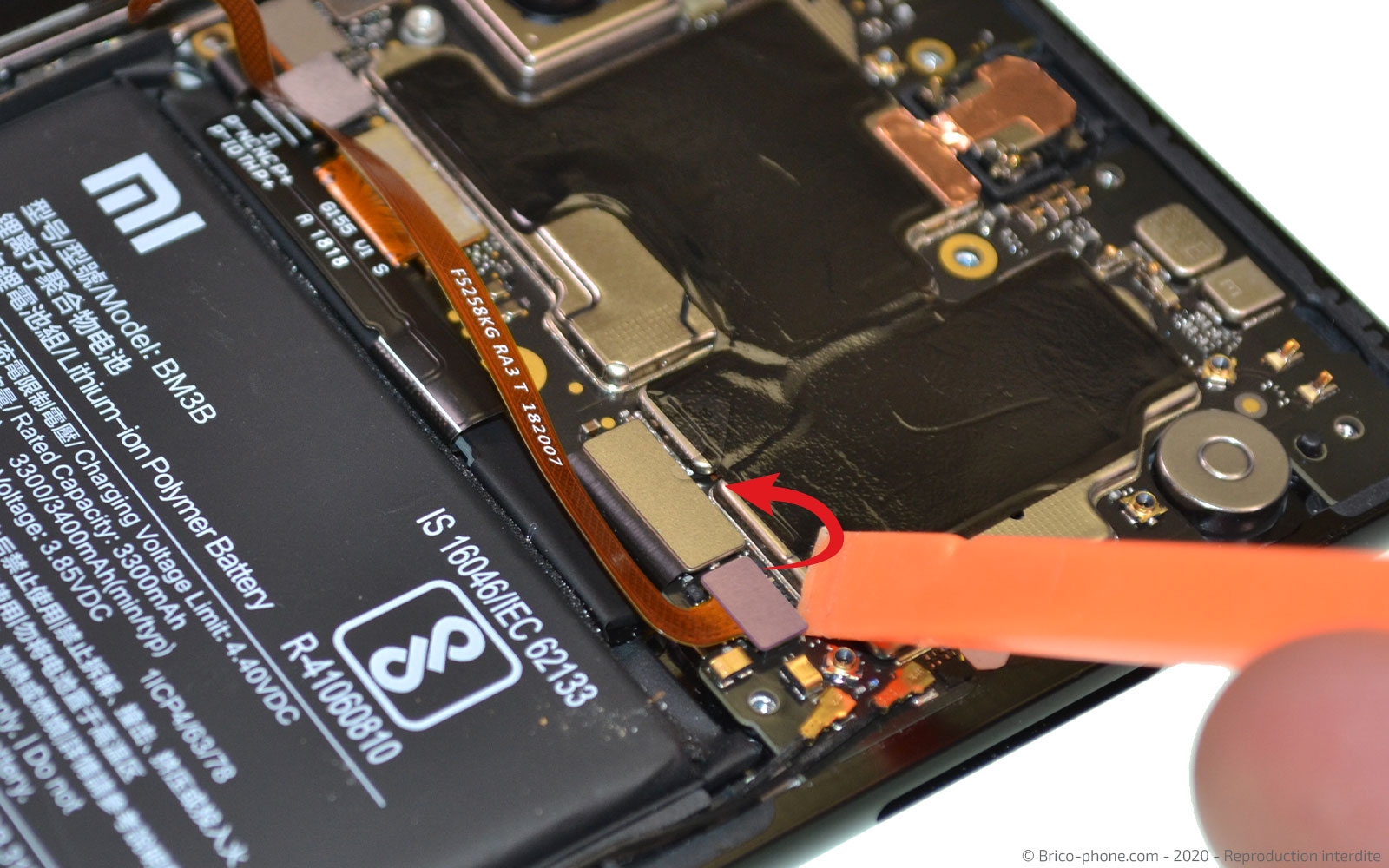 Changement du connecteur de charge sur Mi Mix 2S photo 2