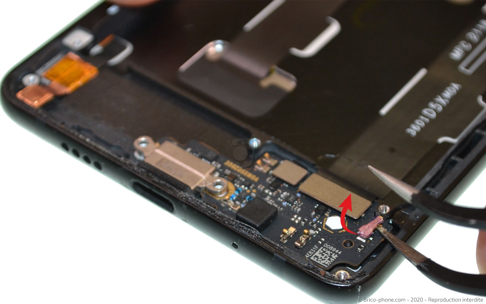 Changement du connecteur de charge sur Mi Mix 2S photo 1