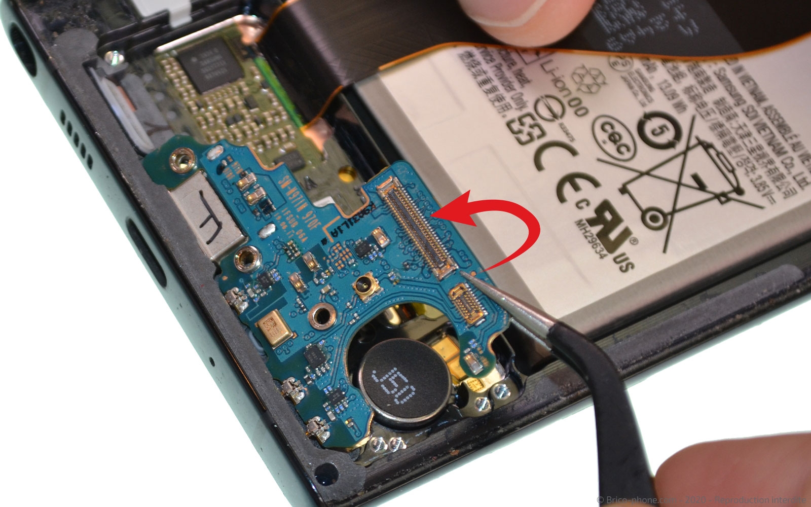 Changement du connecteur de charge sur Galaxy Note 10 photo 4