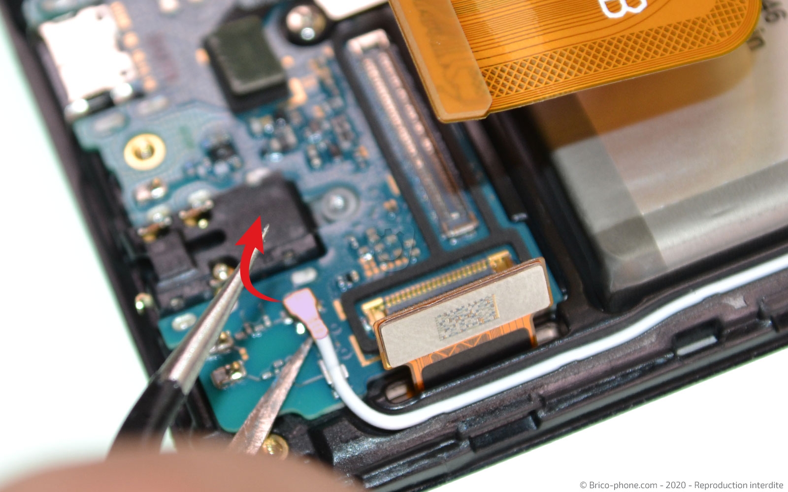 Changement du connecteur de charge sur Galaxy A71 photo 4