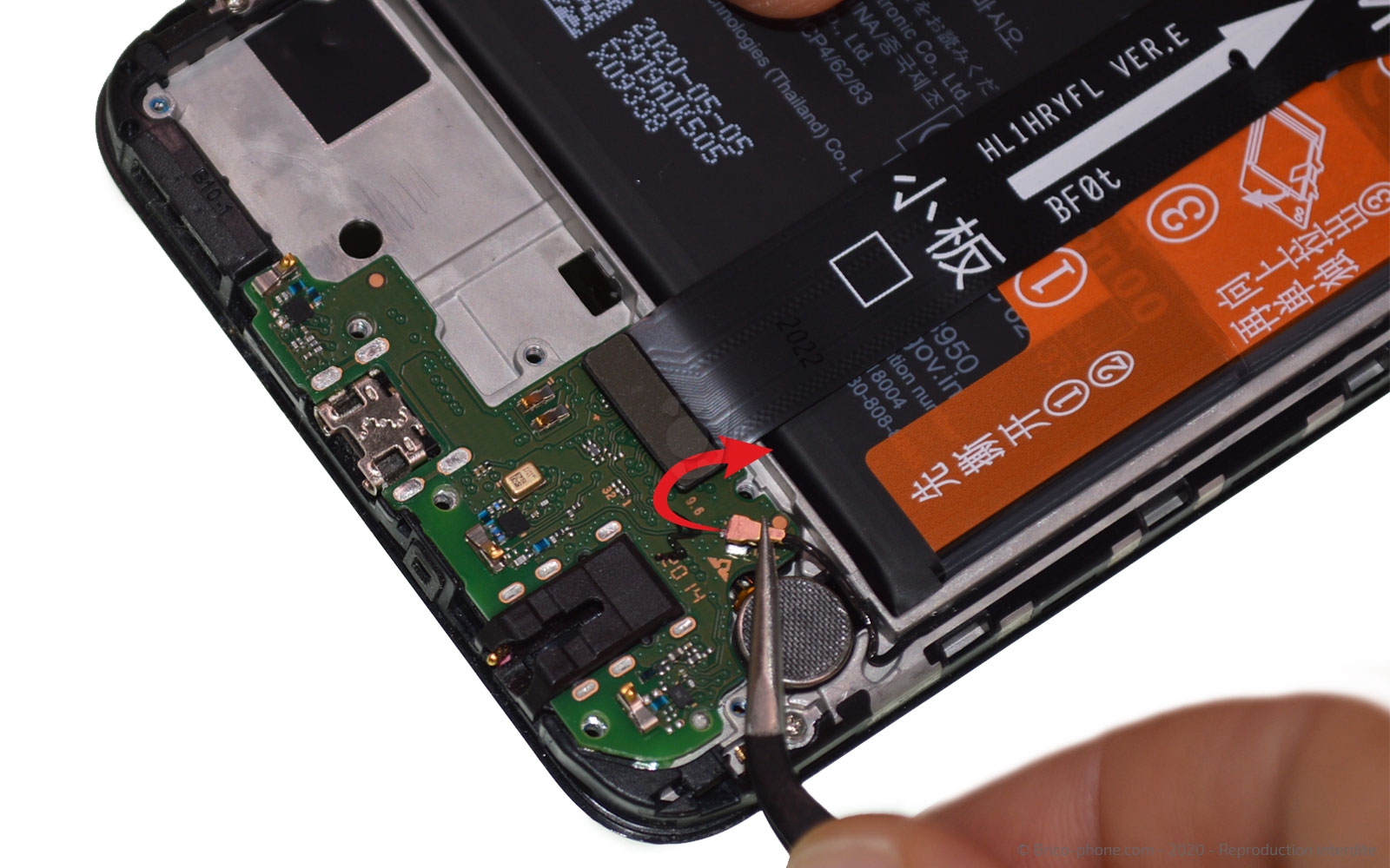 Changement du connecteur de charge sur P Smart 2020 photo 2