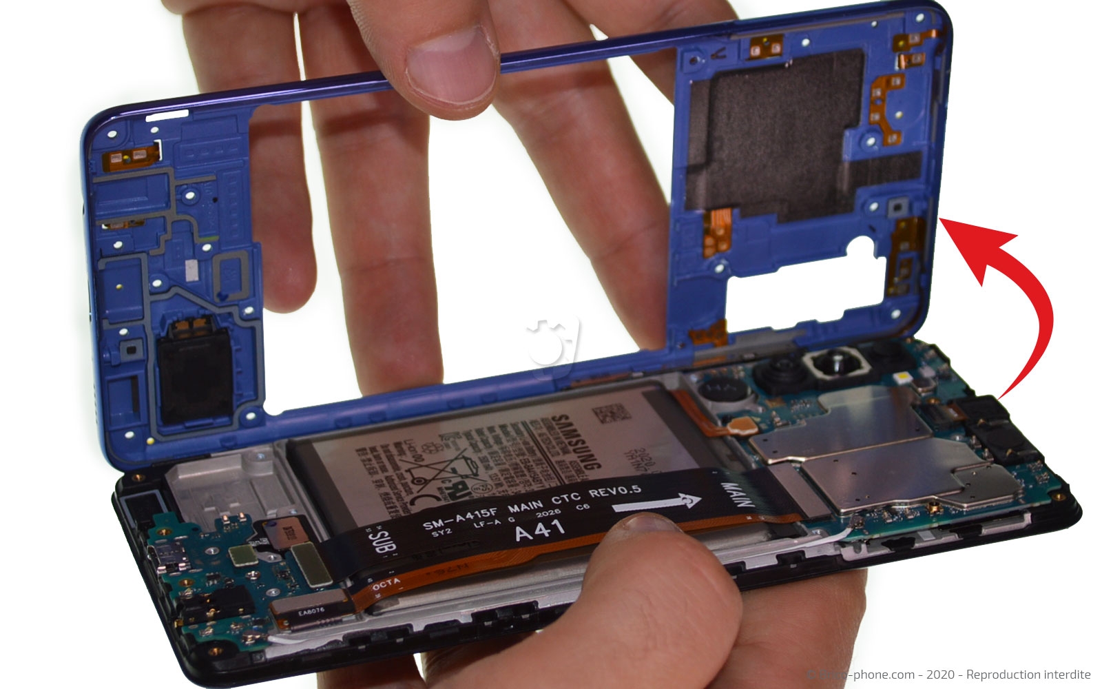 Changement de batterie sur Galaxy A41 photo 4