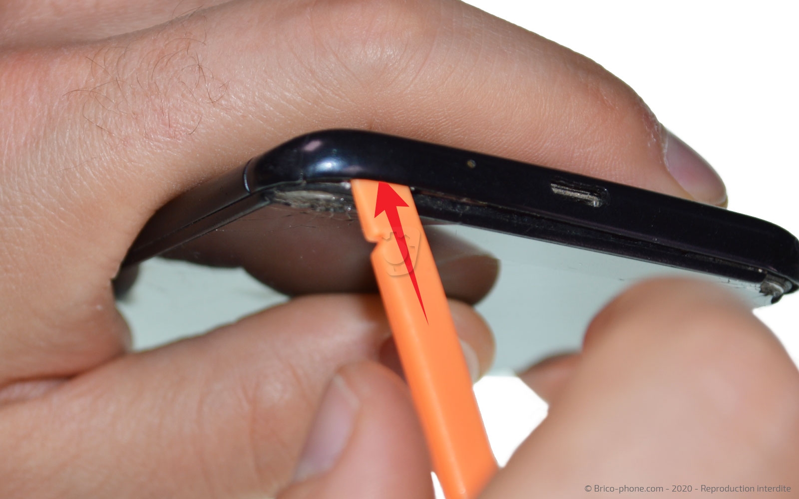 Changement de la coque arrière sur Redmi 6 photo 2