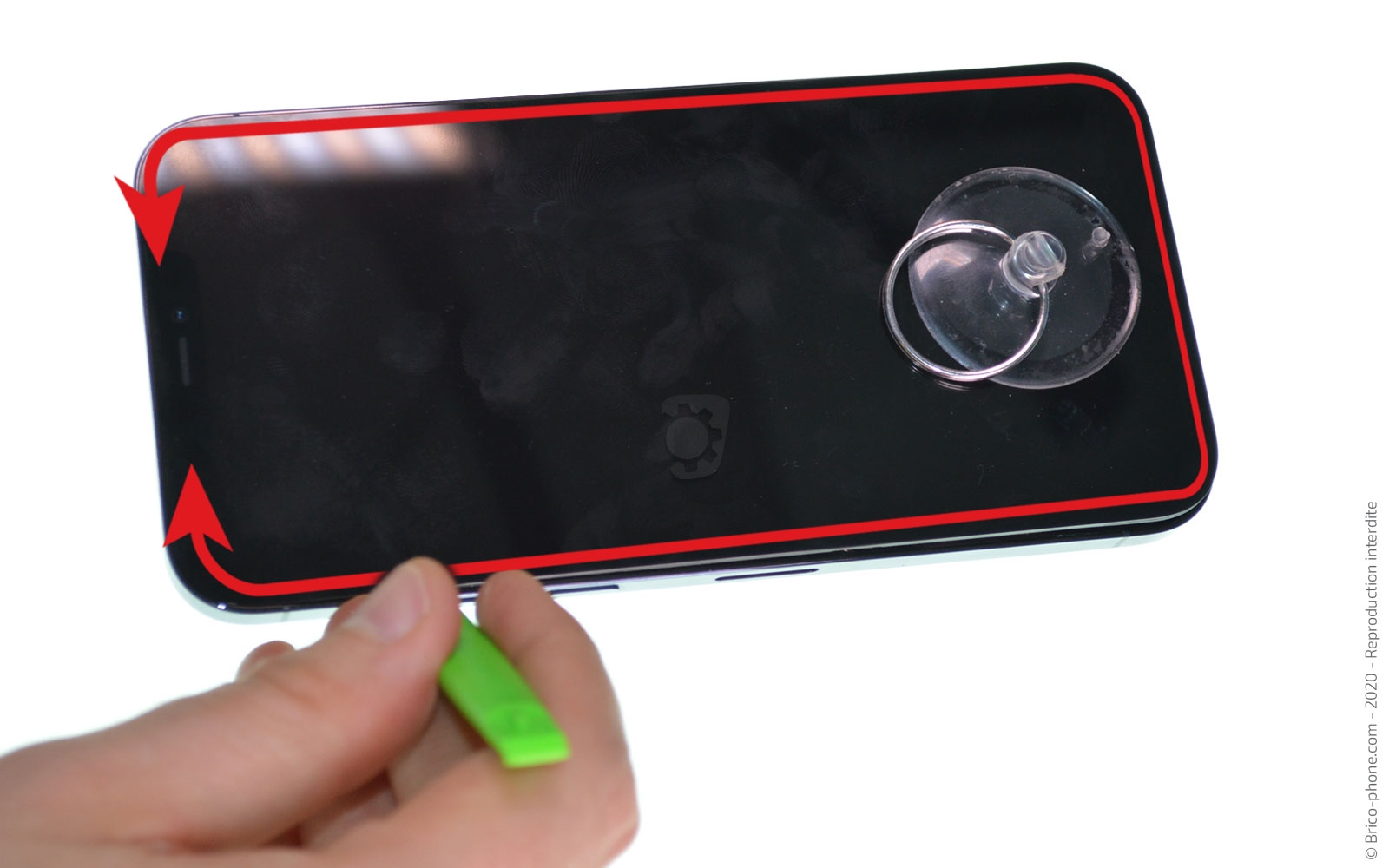 Changement de l'écran (vitre + Oled) sur iPhone 12 Pro Max photo 3