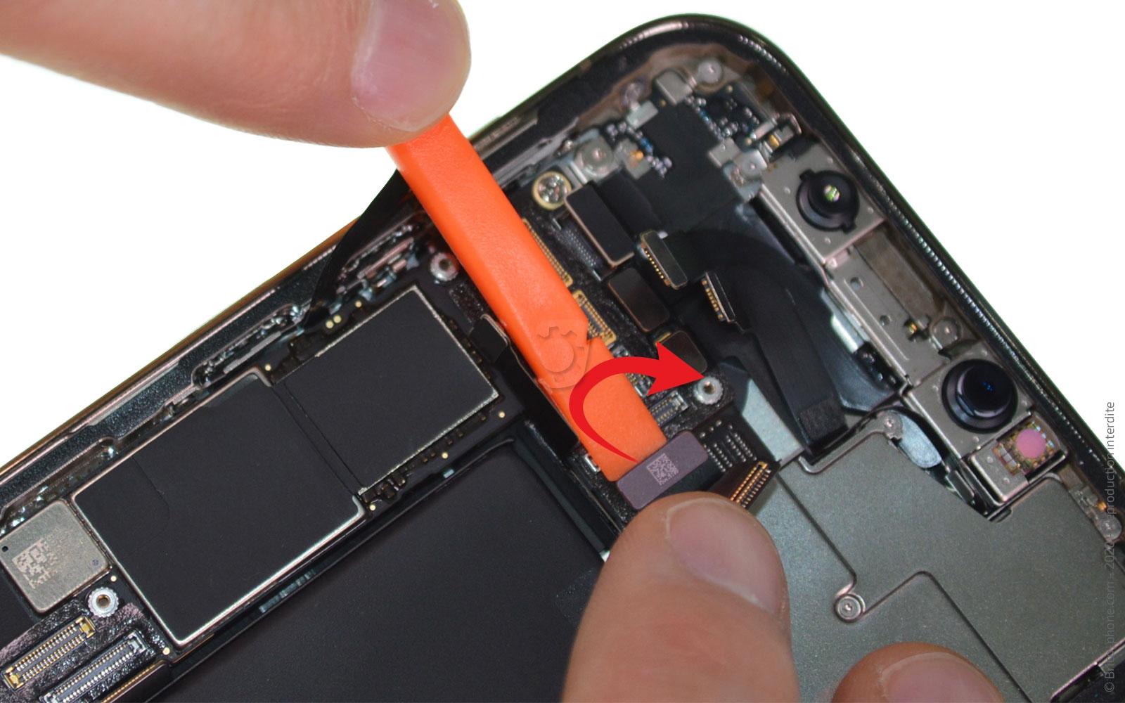 Remplacer le connecteur de charge sur iPhone 12 Pro photo 2