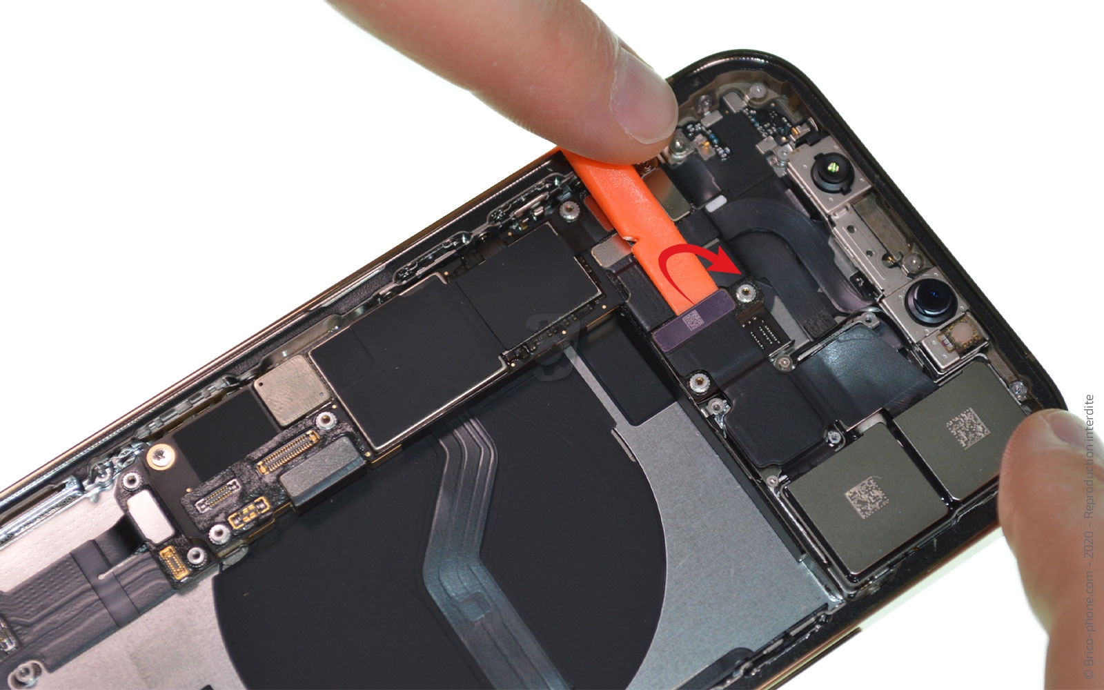 Changement du module triple caméras arrière sur iPhone 12 Pro photo 1
