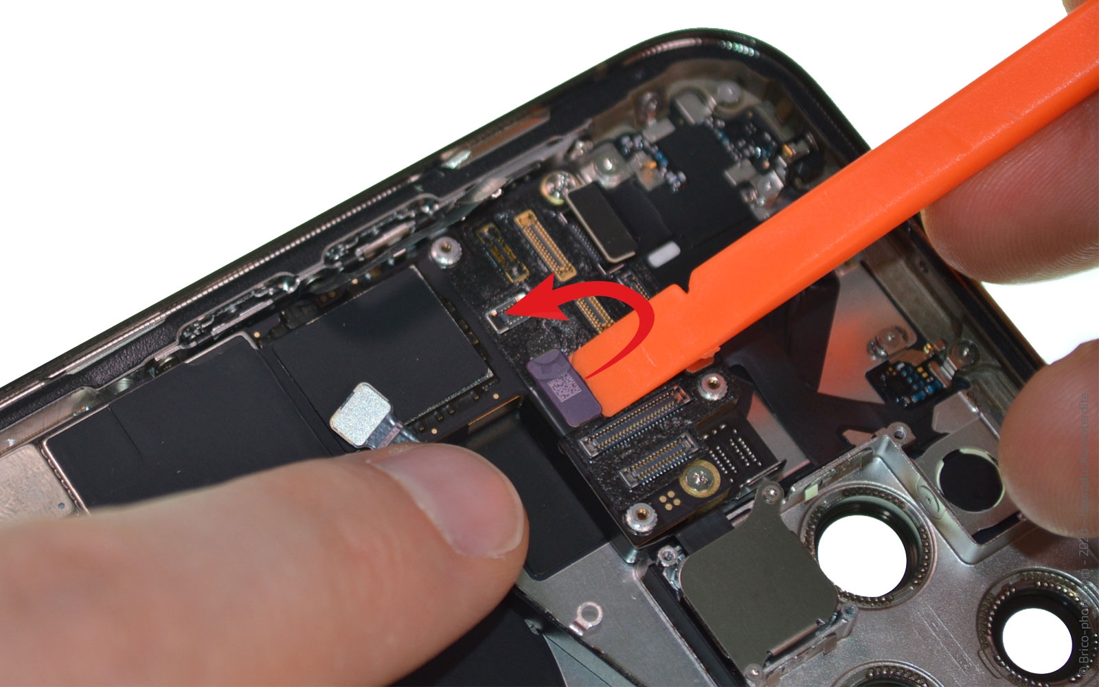 Démontage Complet sur iPhone 12 Pro photo 4