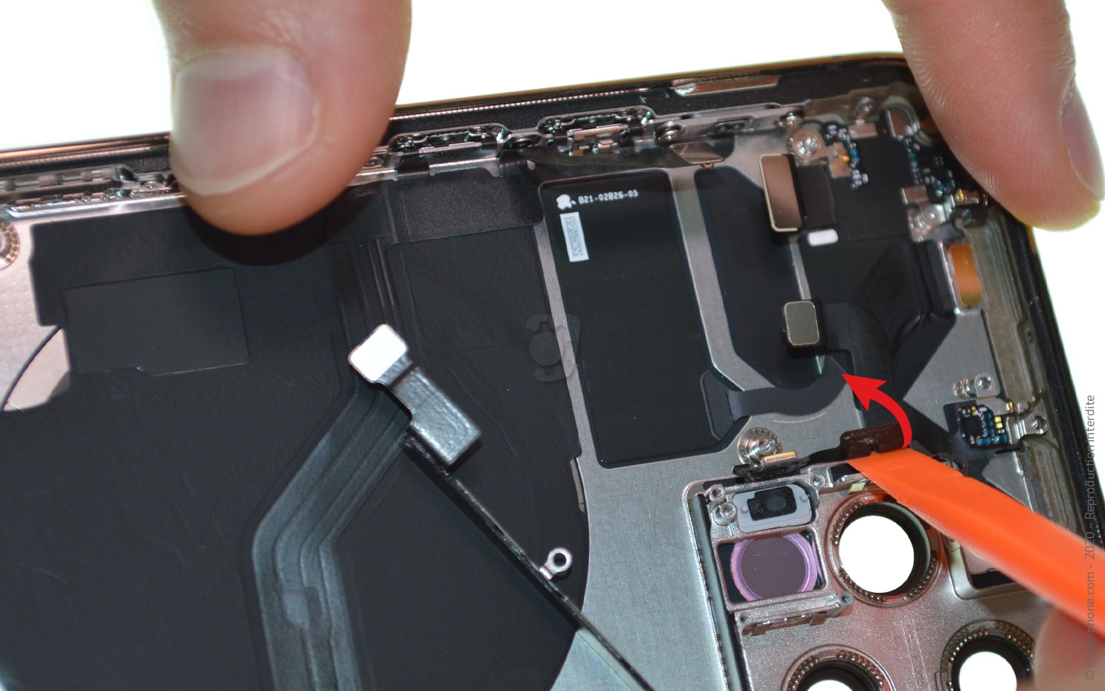 Démontage Complet sur iPhone 12 Pro photo 2
