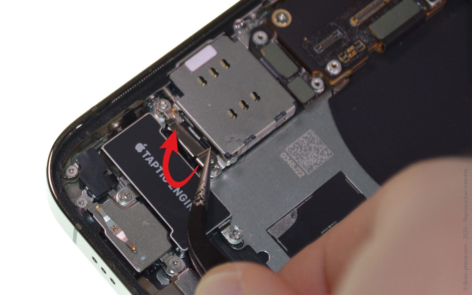 Changement du lecteur Sim sur iPhone 12 Pro photo 2