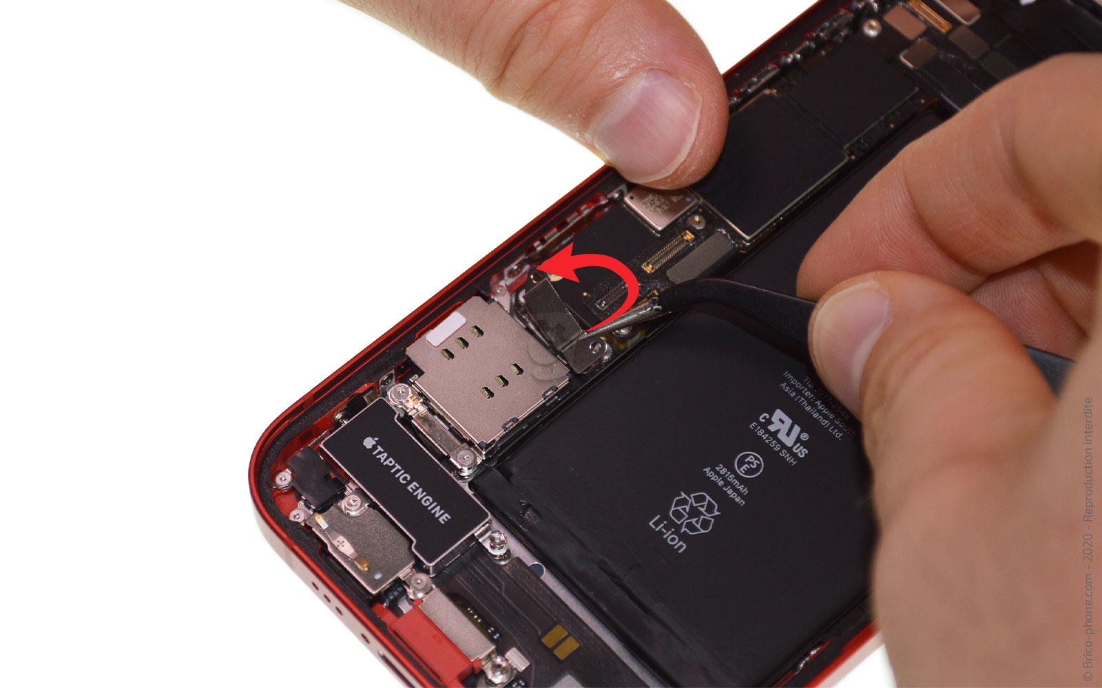 Changement du connecteur de charge sur iPhone 12 photo 2