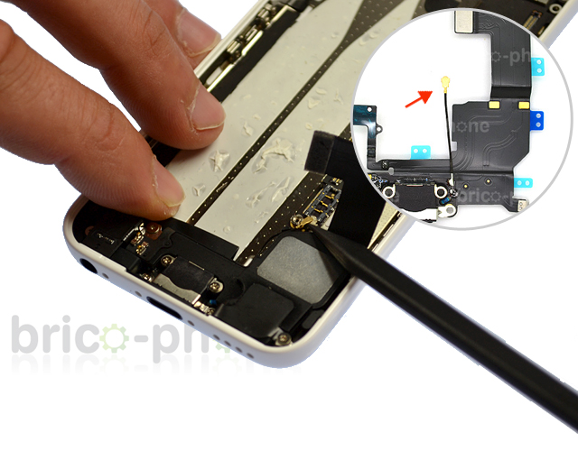 Changement du connecteur de charge sur iPhone 5C photo 1