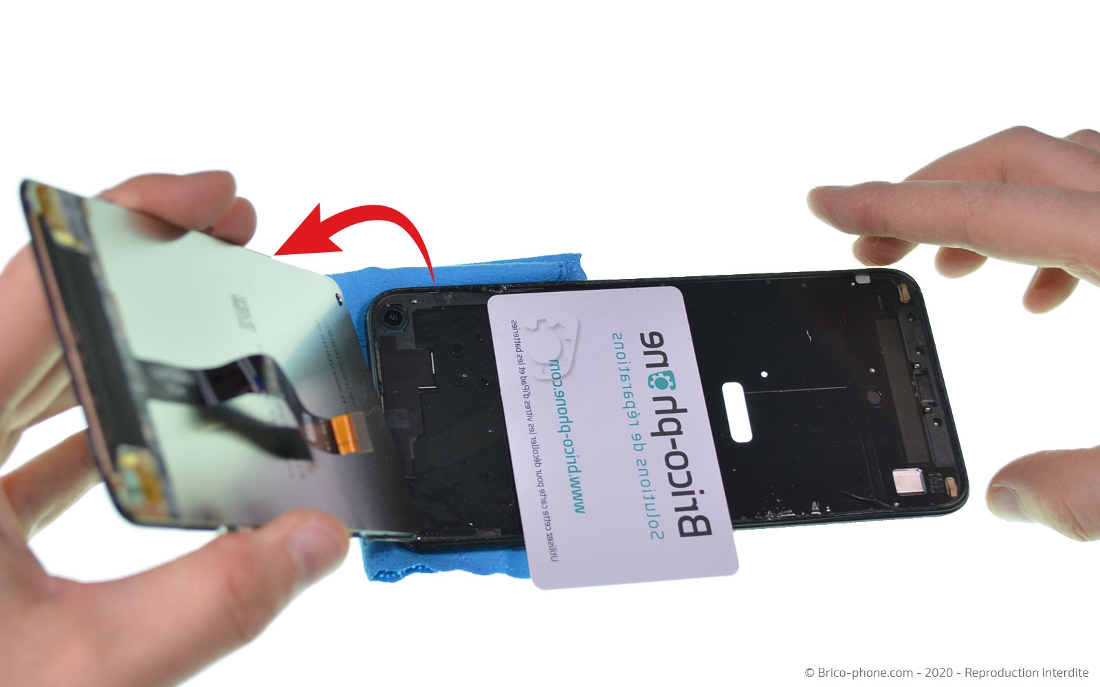 Changement d'écran (vitre + LCD) sur Honor View 20 photo 1