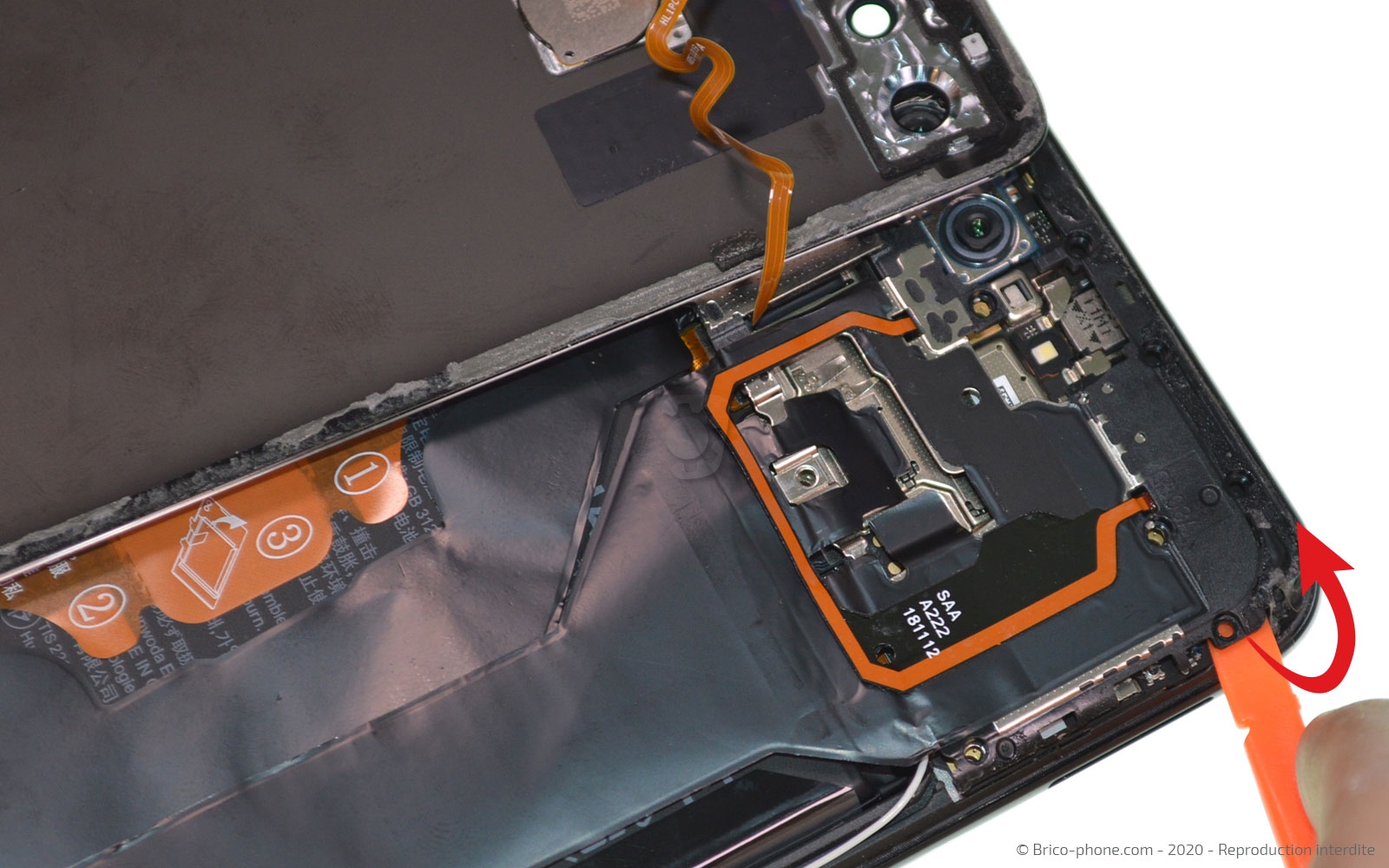 Changement d'écran (vitre + LCD) sur Honor View 20 photo 2