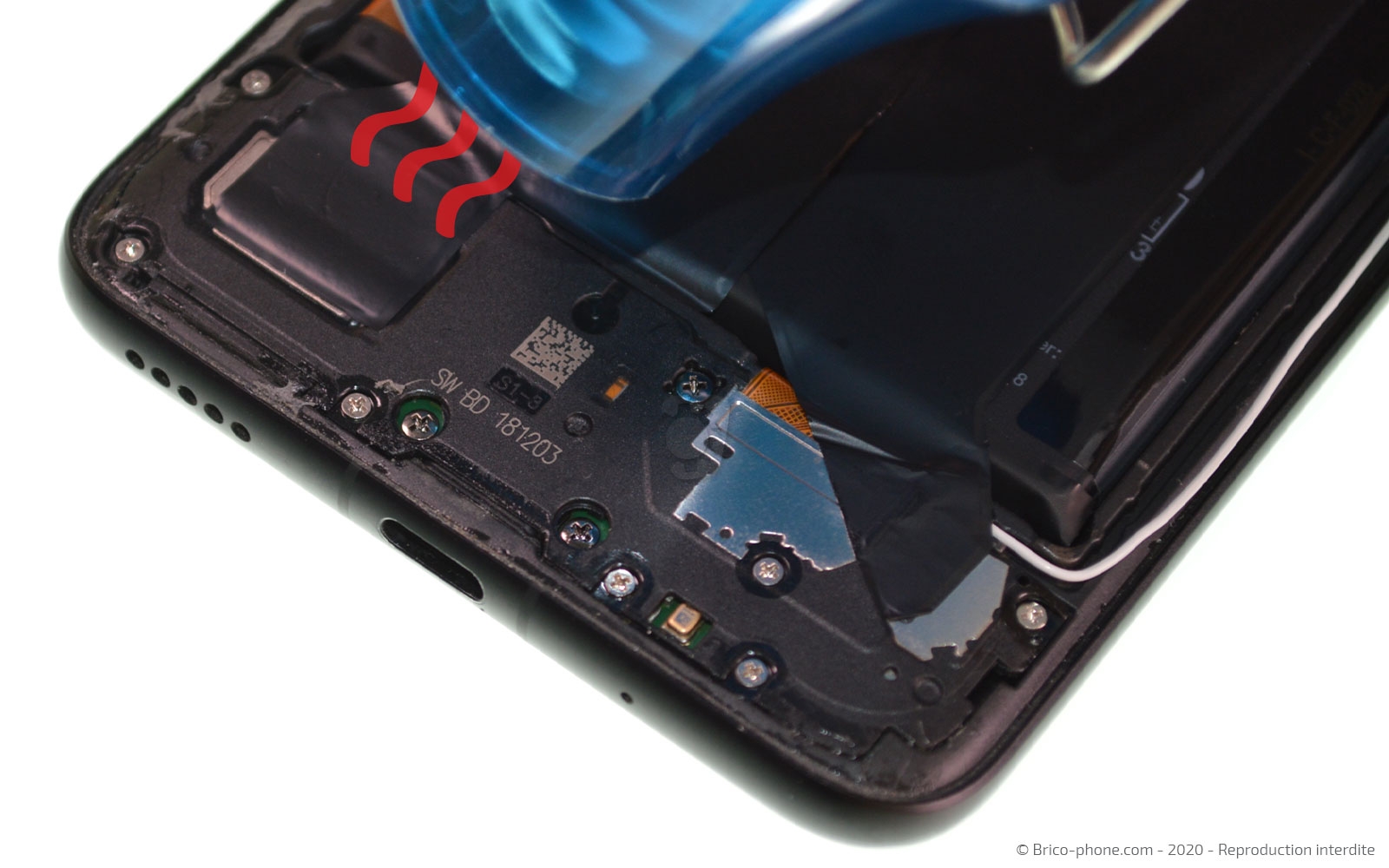 Changement du connecteur de charge sur Honor View 20 photo 3