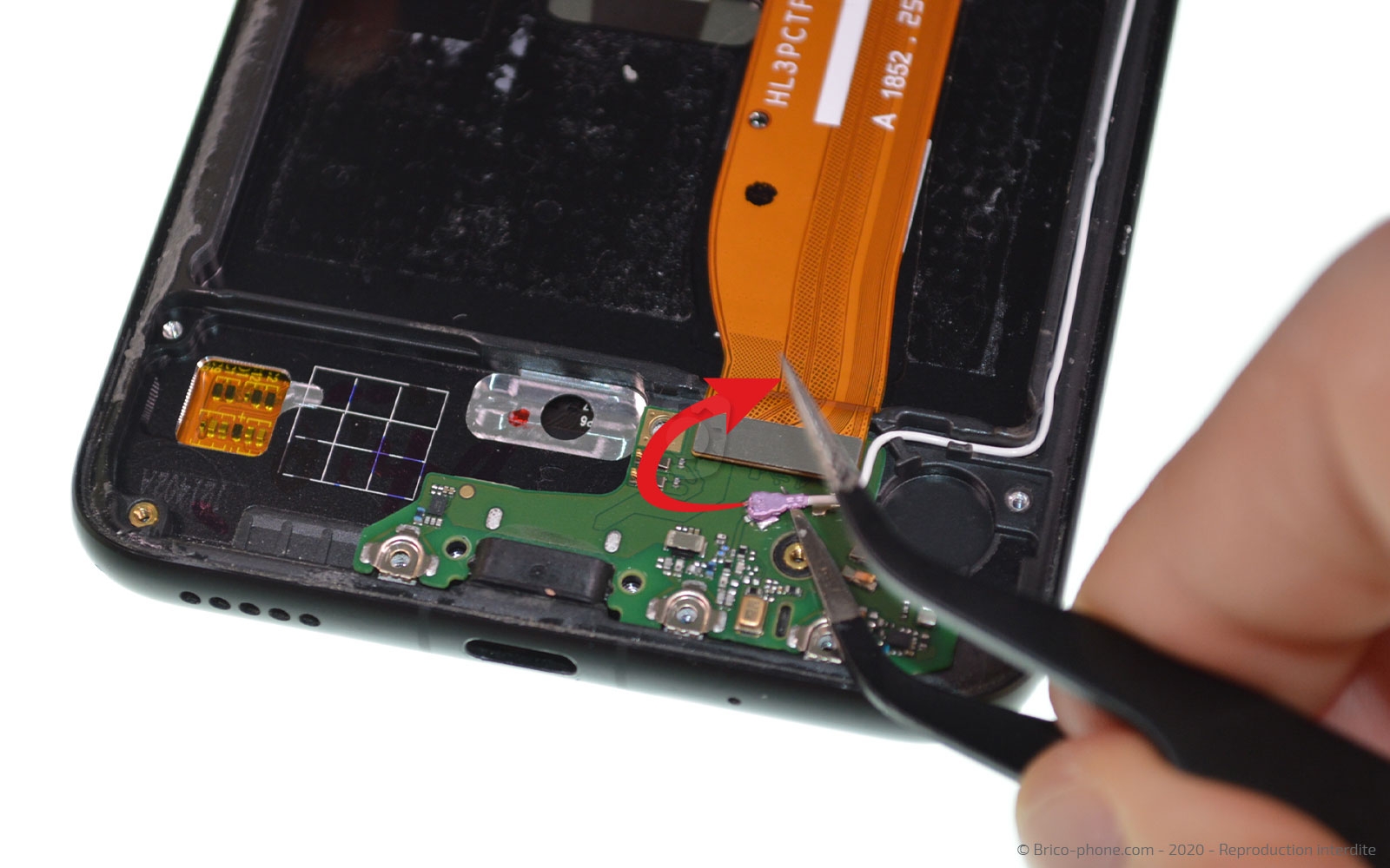 Changement du connecteur de charge sur Honor View 20 photo 1