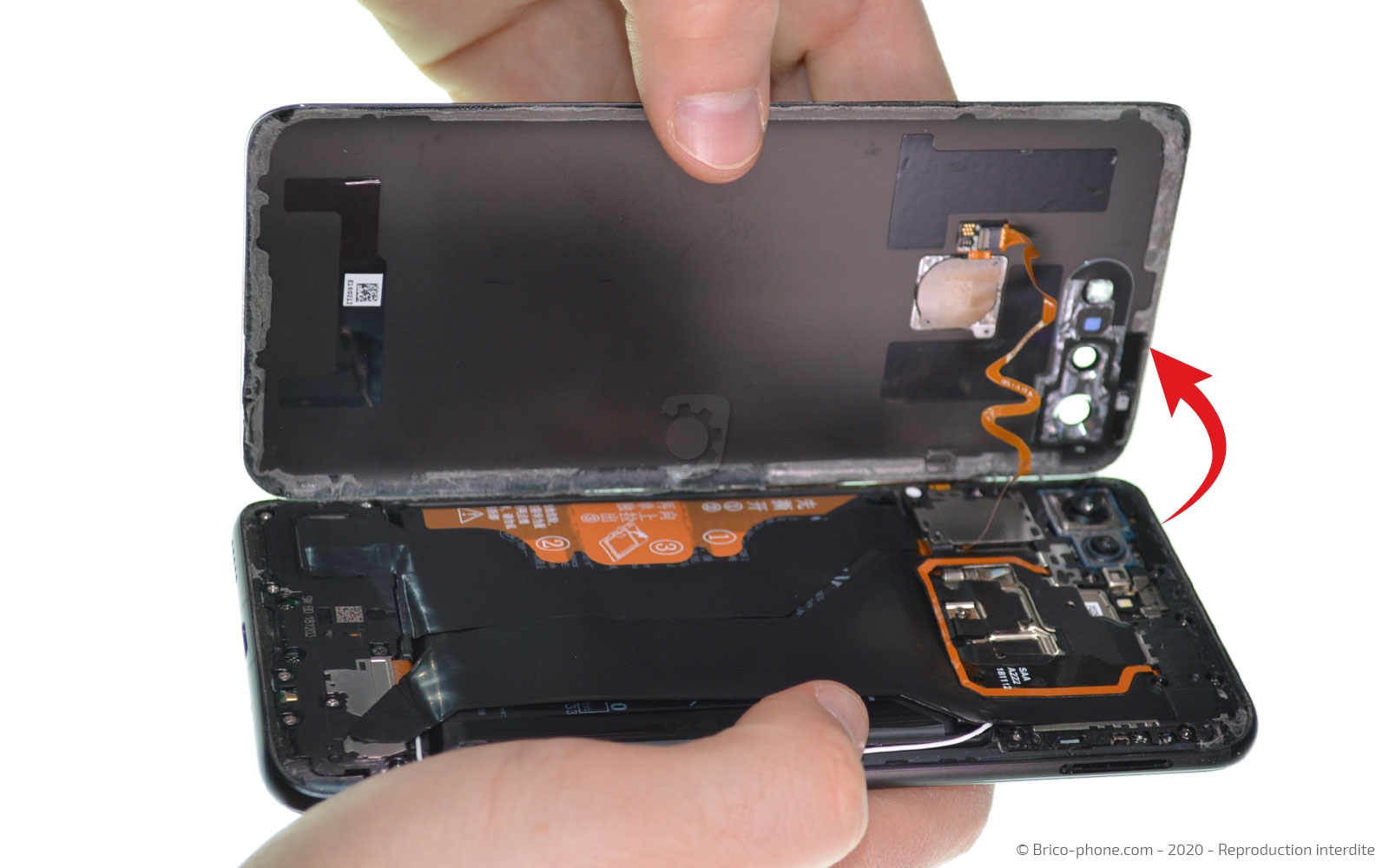 Changement de la vitre arrière sur Honor View 20 photo 1