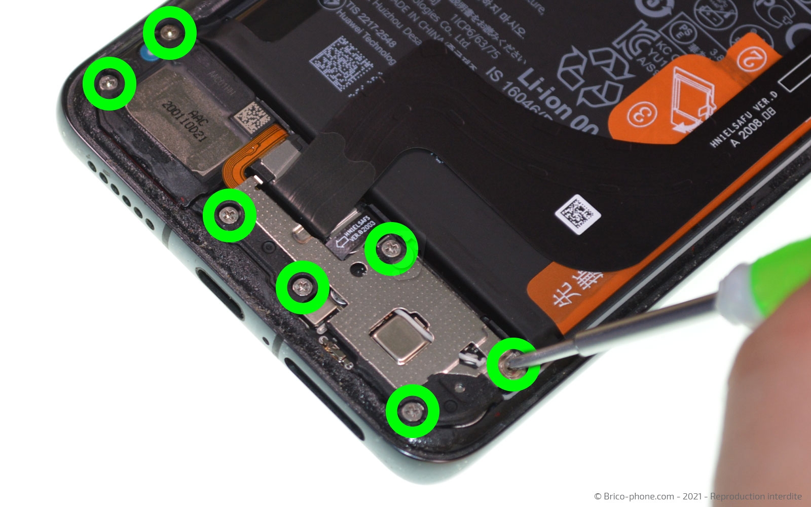 Changement du connecteur de charge sur P40 Pro photo 1