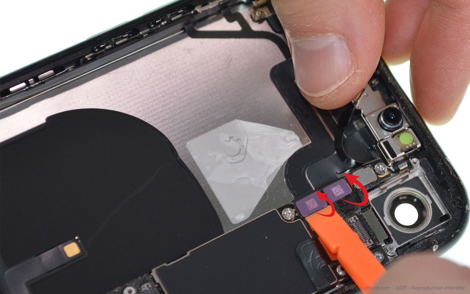 Changement de la coque arrière sur iPhone XR photo 2