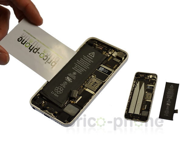 Changement du haut-parleur externe sur iPhone 5C photo 1