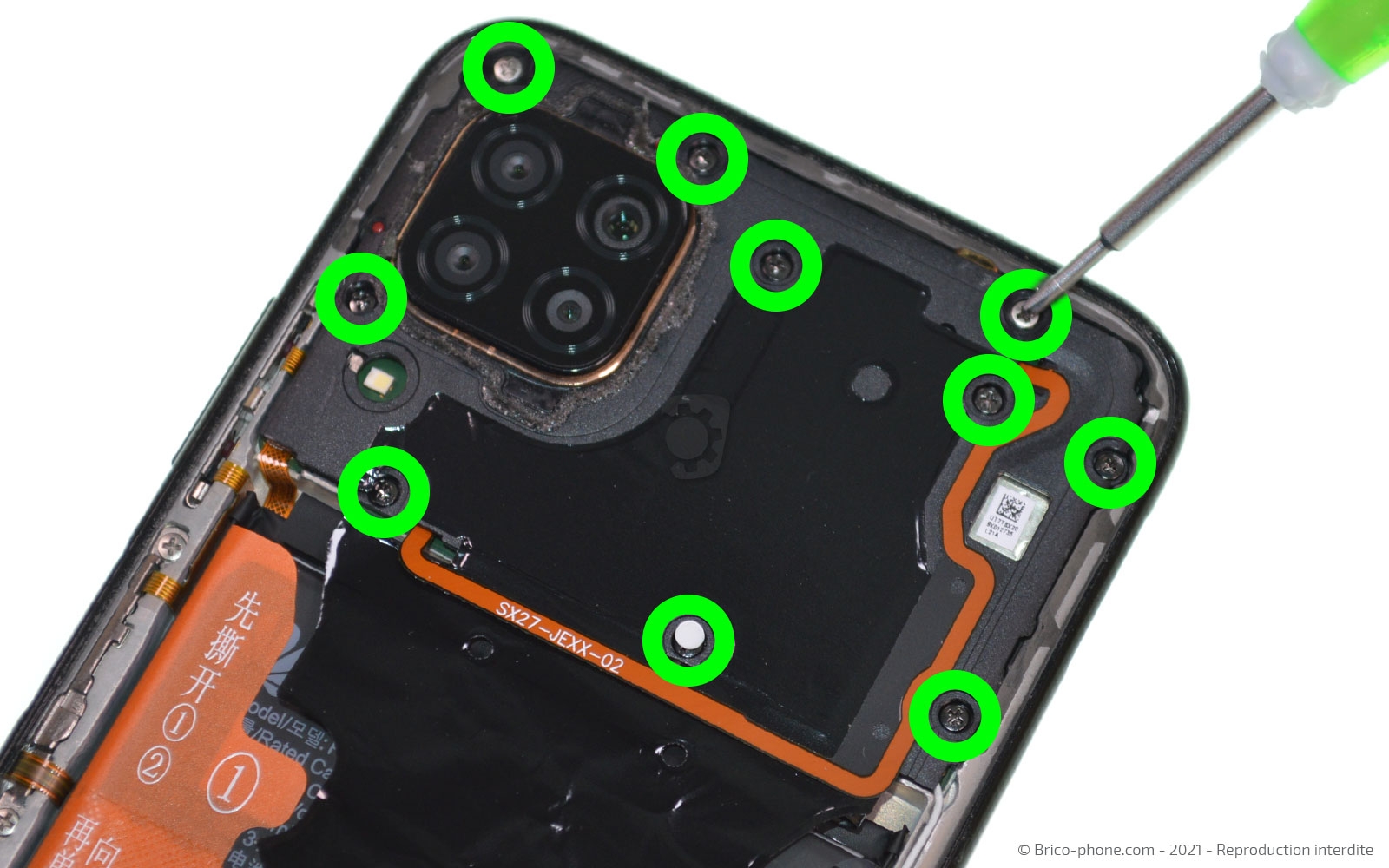 Changement du connecteur de charge sur P40 Lite photo 1
