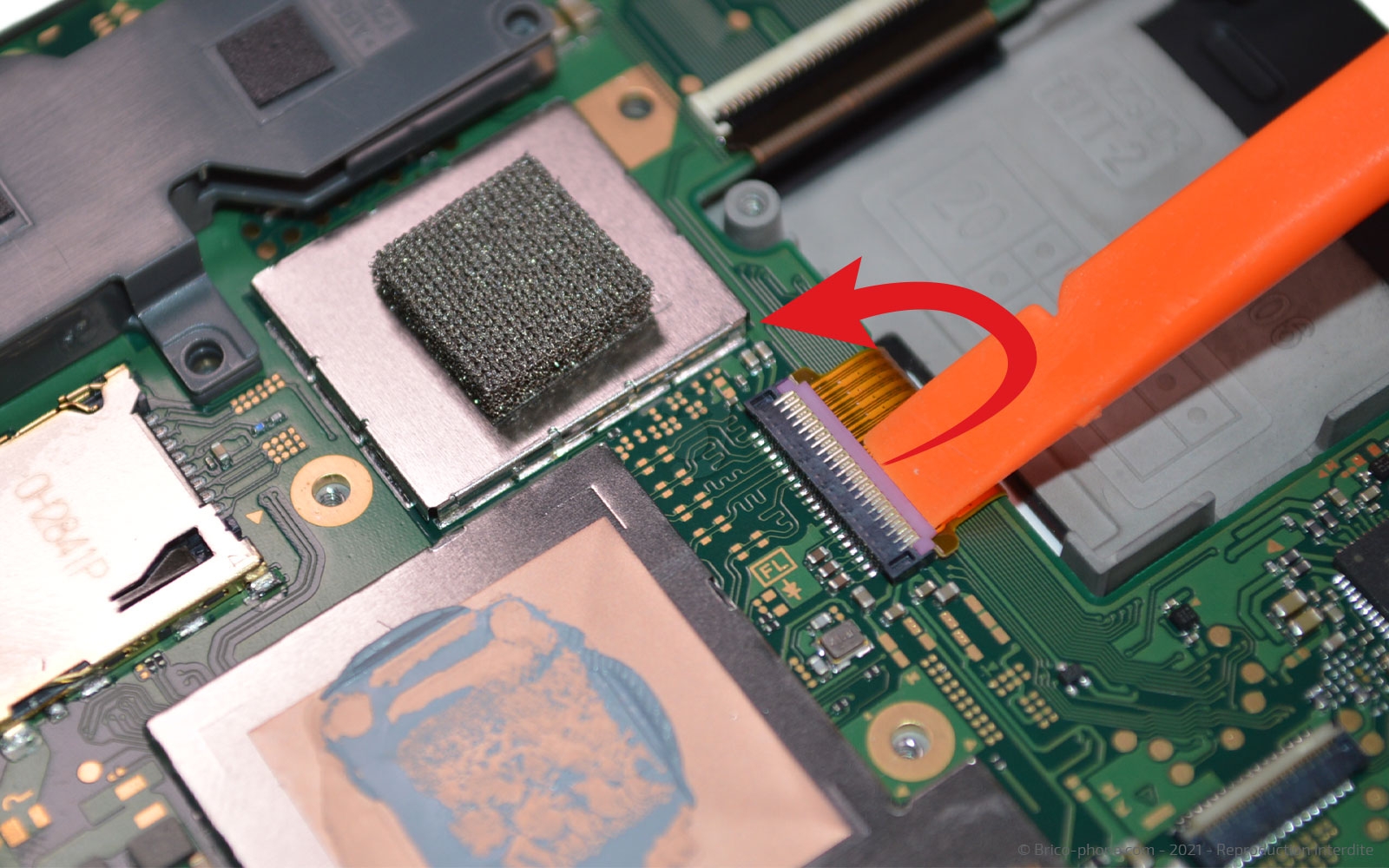 Démontage complet sur Switch Lite photo 3