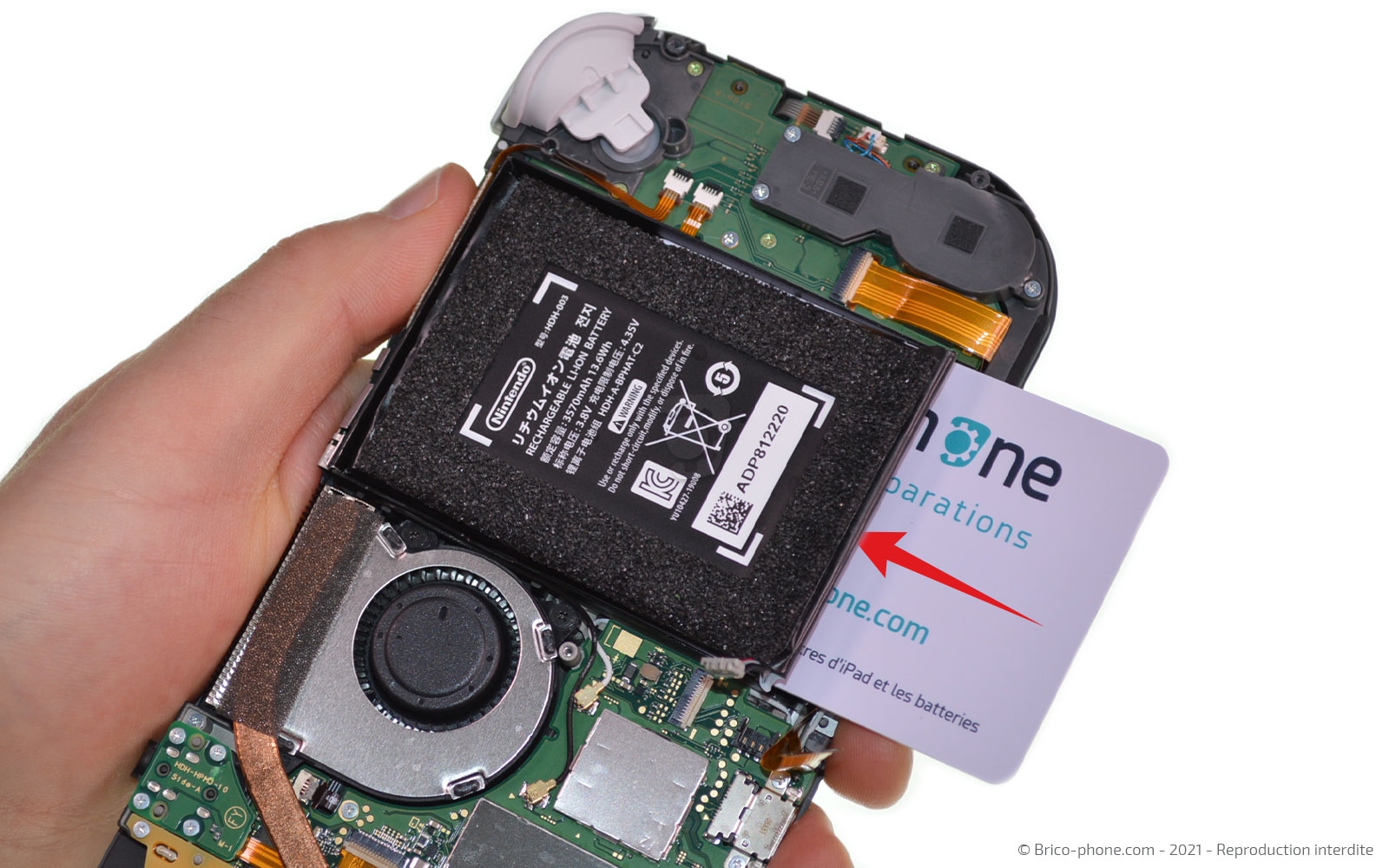 Changement de la batterie sur Switch Lite photo 3