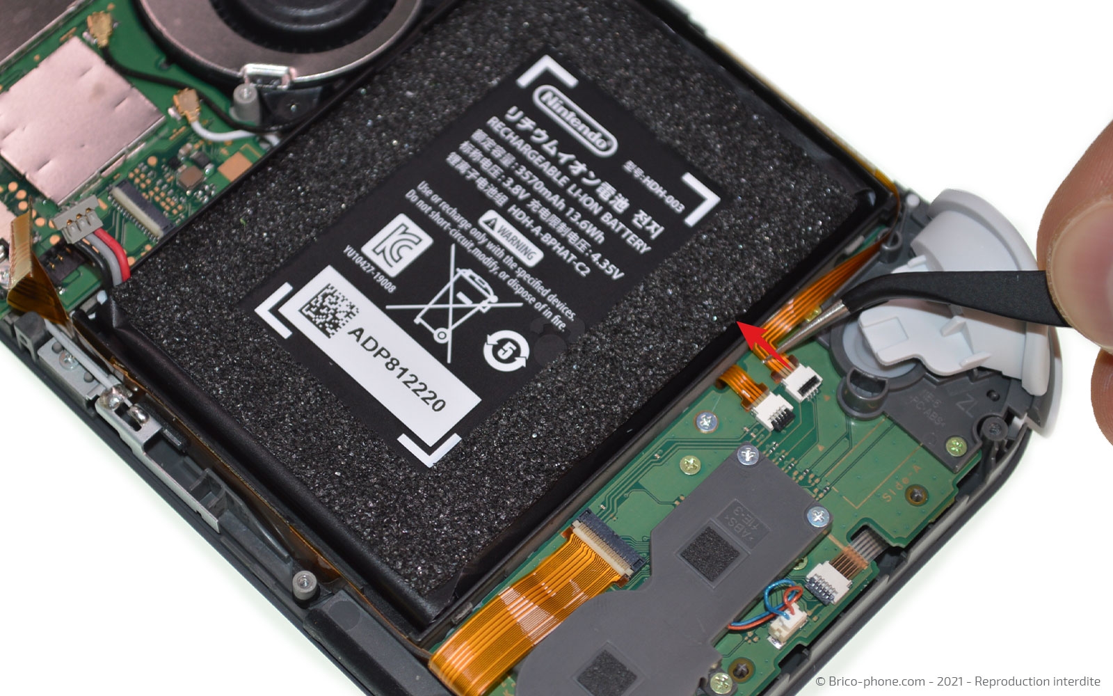 Changement de la vitre tactile ou du LCD  sur Switch Lite photo 2