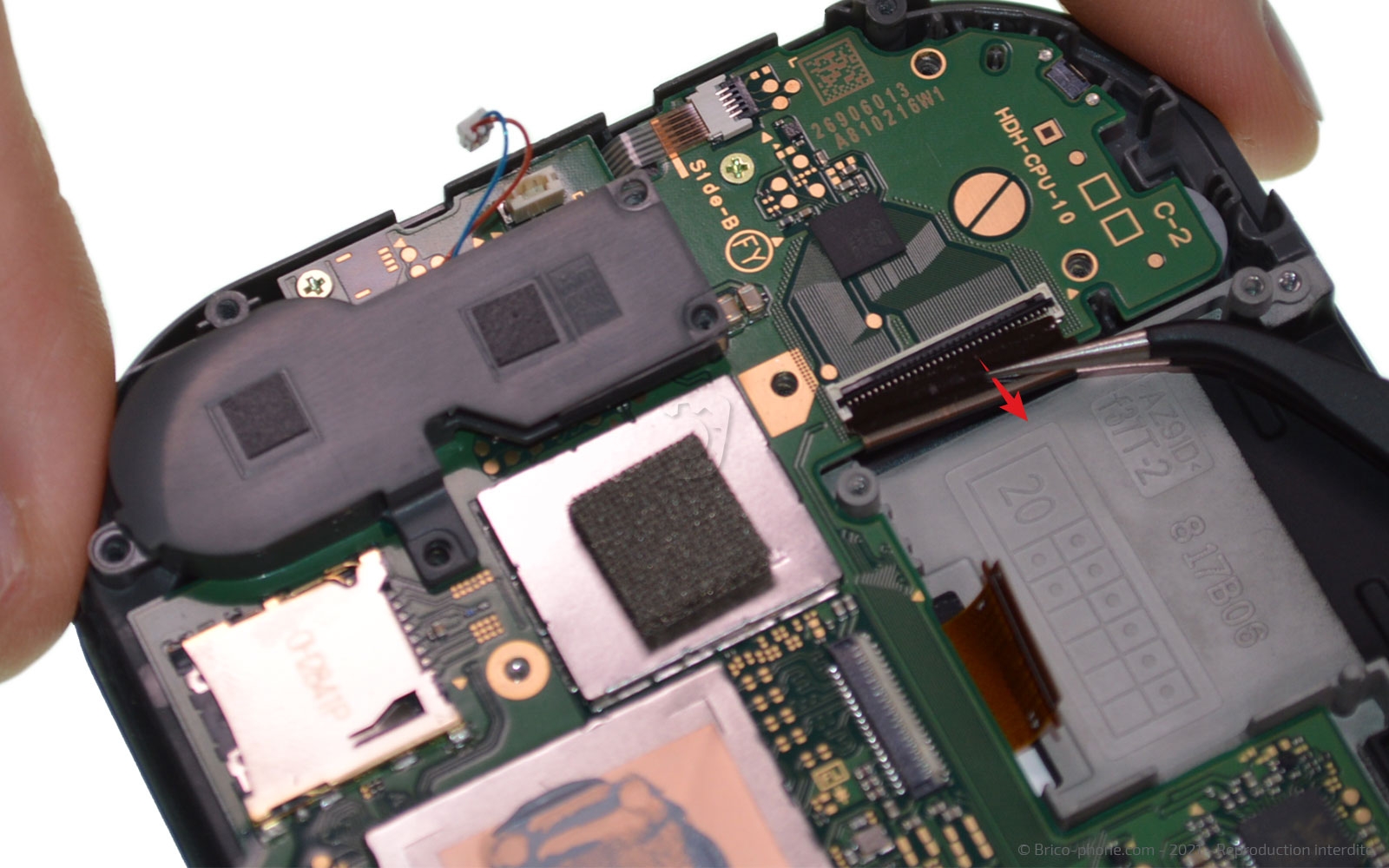 Changement d'un joystick sur Switch Lite photo 2