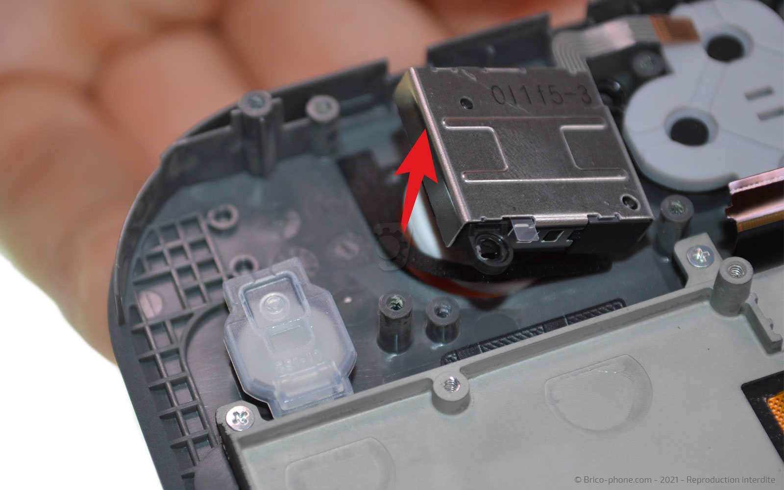 Changement d'un joystick sur Switch Lite photo 2