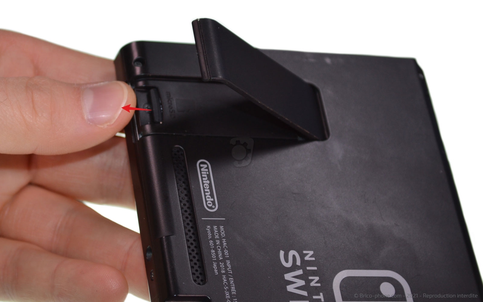 Changement de la vitre tactile ou du LCD  sur Switch photo 2