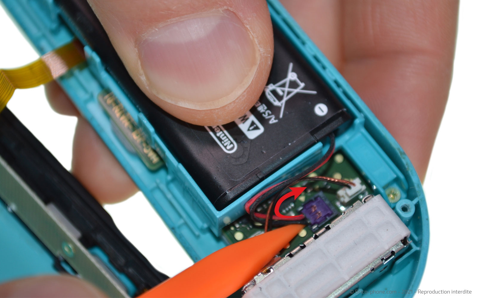 Changement de batterie d'un Joy-Con sur Switch photo 1